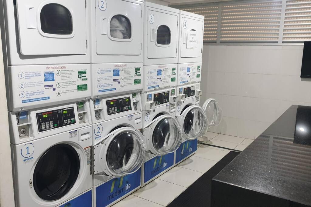 Com Piscina Em águas Claras-df Apartamento *