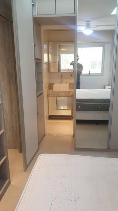 Apartamento Com Piscina Em águas Claras-df Brasilia